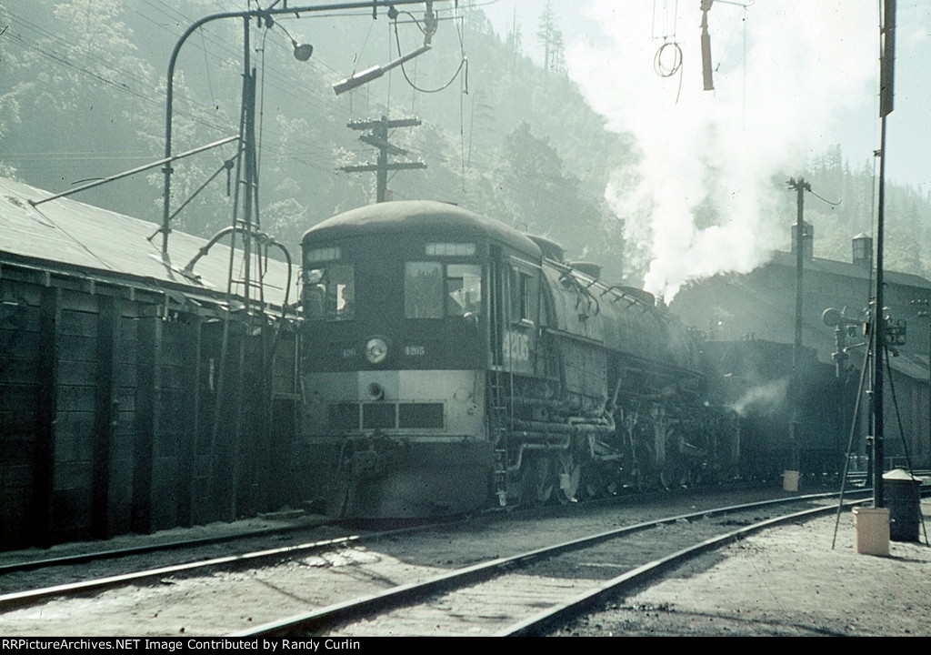 SP 4205 at Dunsmuir